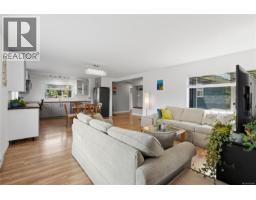1802 Peninsula Rd, Ucluelet, BC V0R3A0 Photo 19