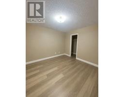 Primary Bedroom - 670 Macbeth Heights, Mississauga, ON L5W1E5 Photo 6