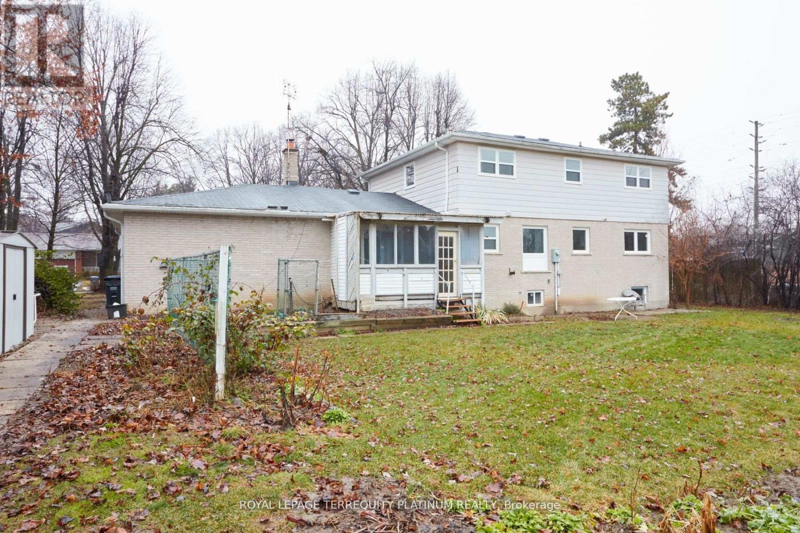 BSMT - 2 HAZELWOOD DRIVE, Brampton (Westgate) — photo 8