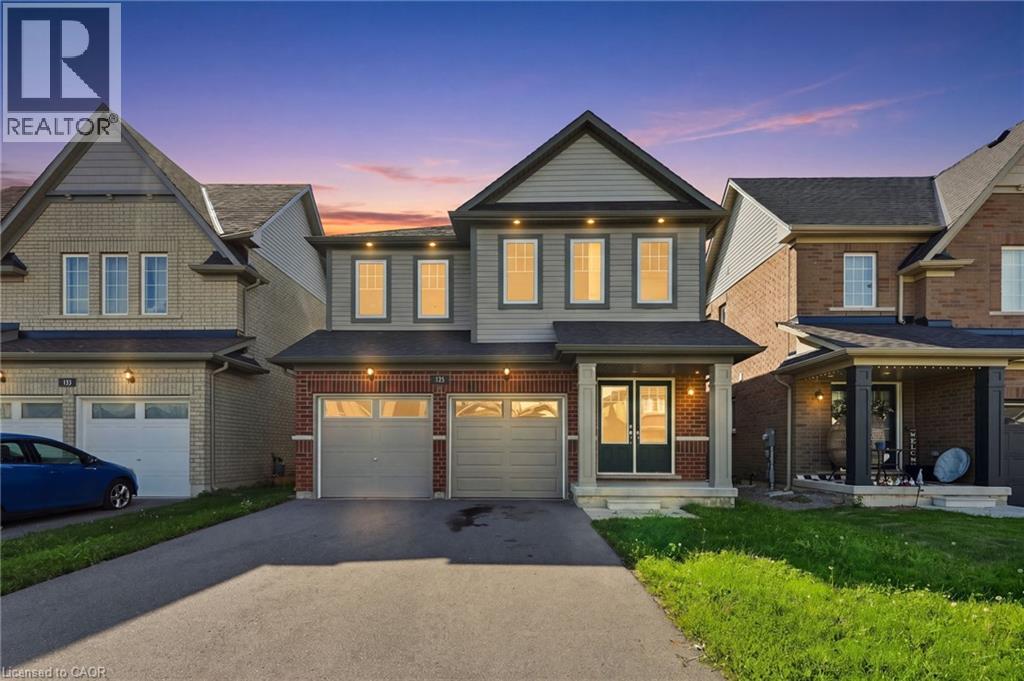 125 TUMBLEWOOD Place - 1