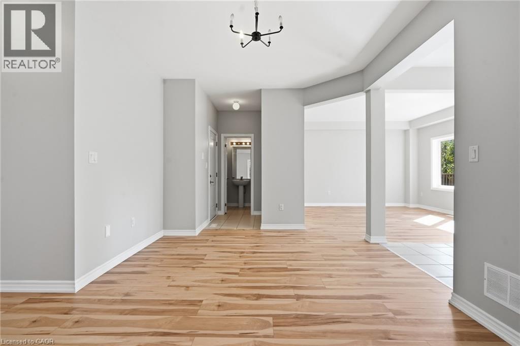 125 TUMBLEWOOD Place - 5