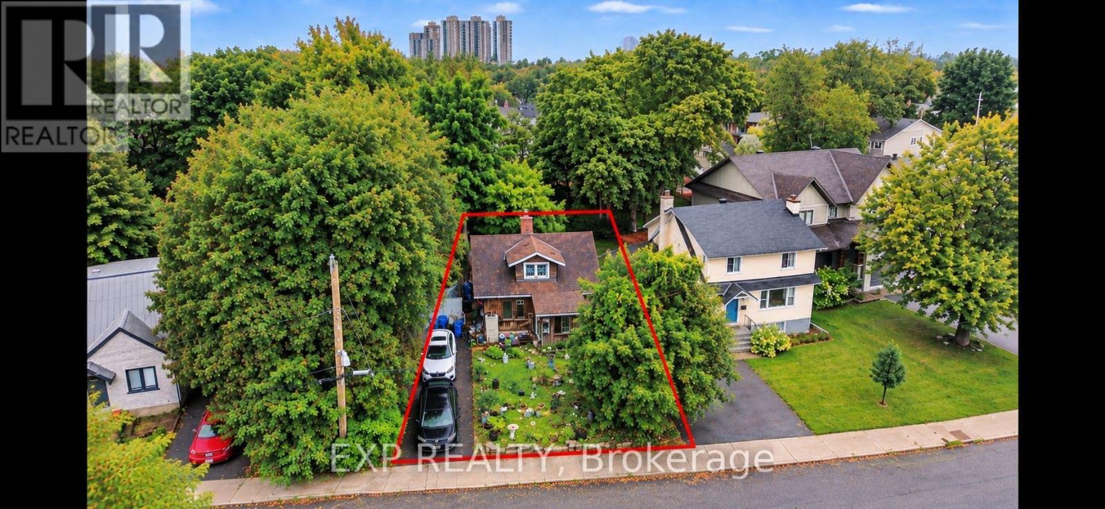 252 COWLEY AVENUE - 1