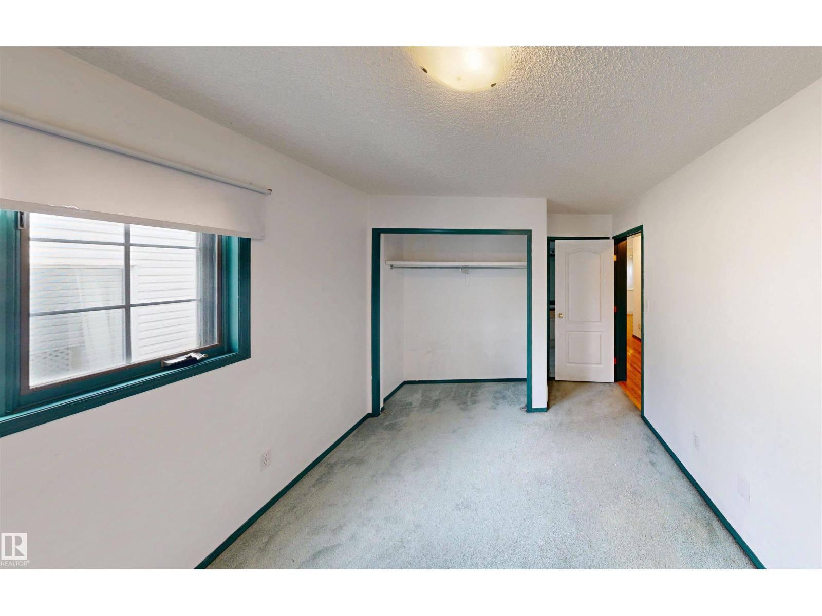 10941 81 AV NW - 17
