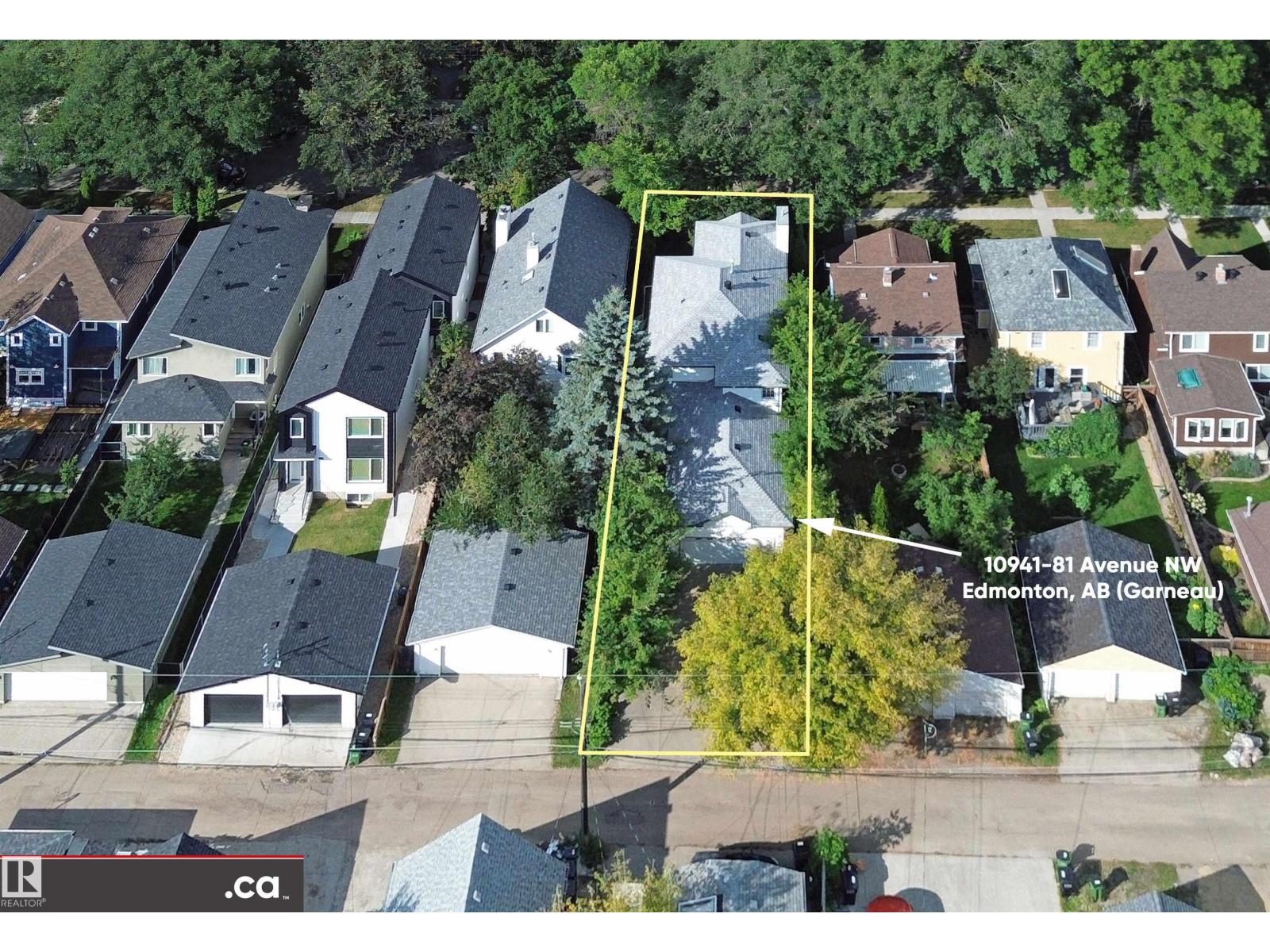 10941 81 AV NW - 59