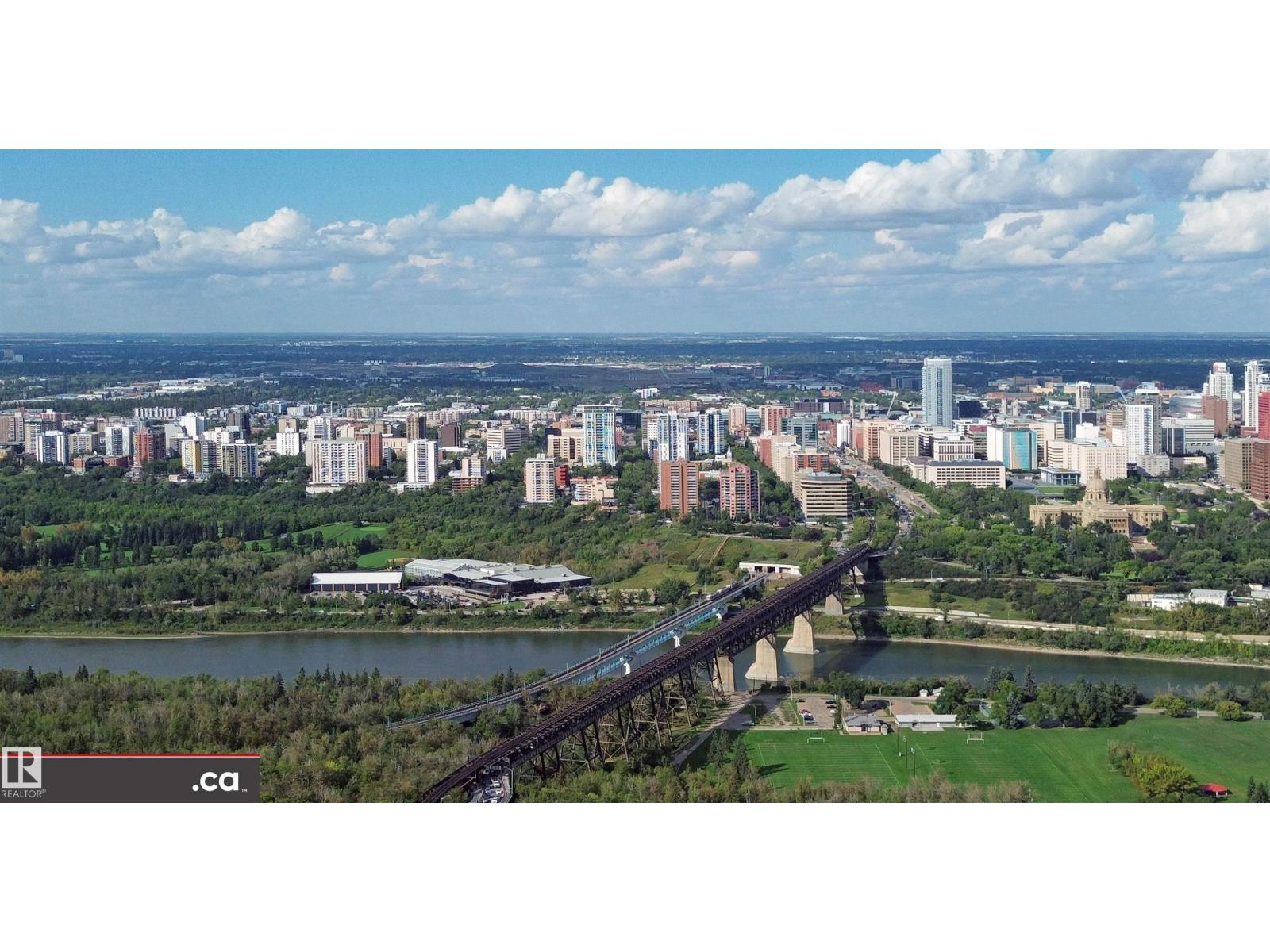 10941 81 AV NW - 72