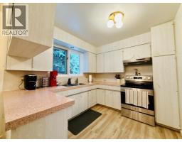 2015 24 Street S - photo 5