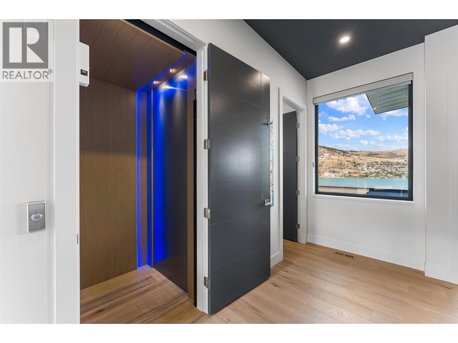 12877 Kidston Road Unit# 2, Coldstream