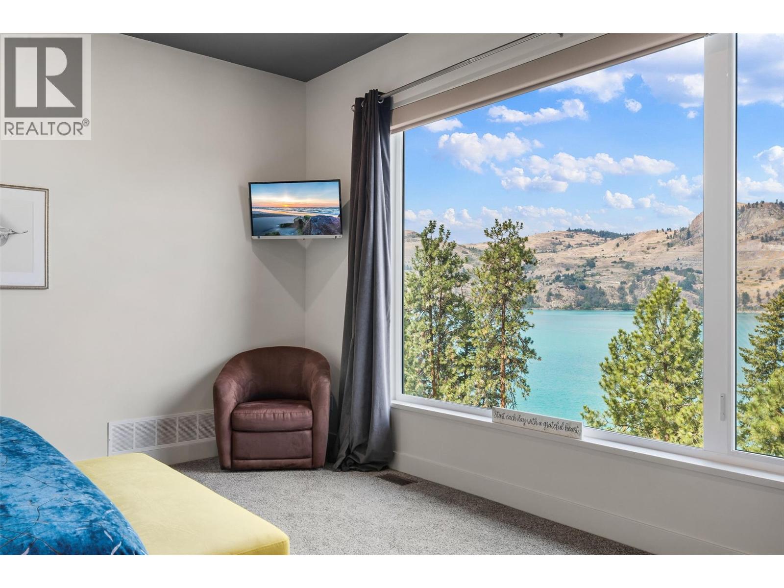 12877 Kidston Road Unit# 2, Coldstream