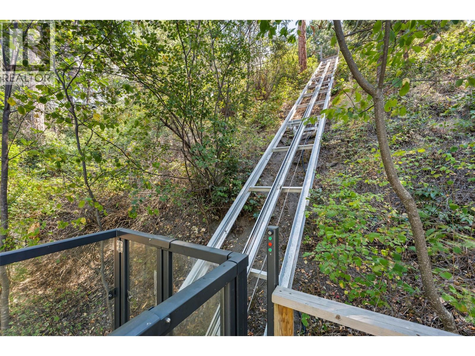 12877 Kidston Road Unit# 2, Coldstream