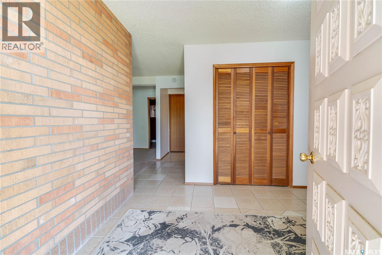 926 Hall STREET - 10