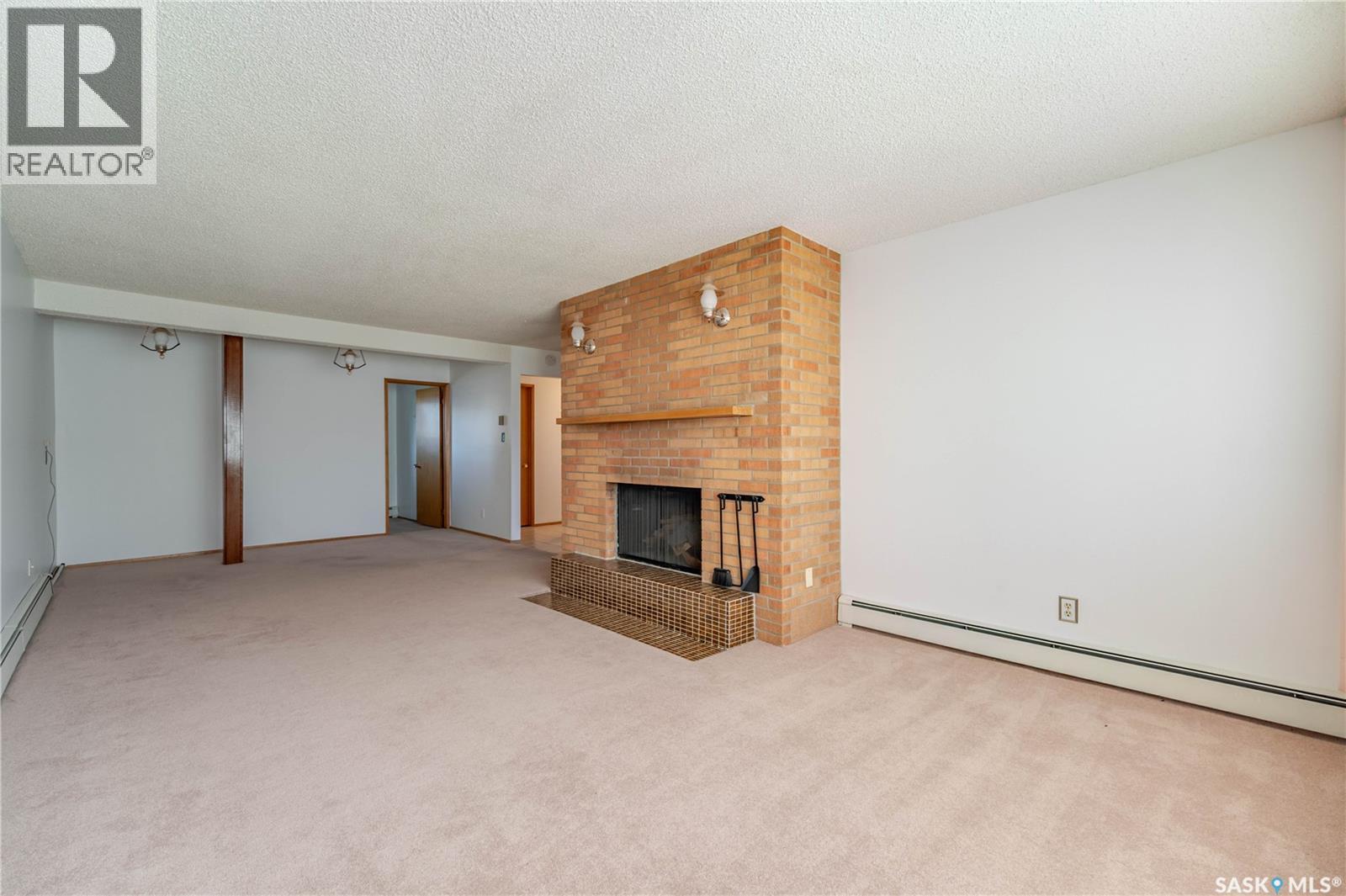 926 Hall STREET - Image 17
