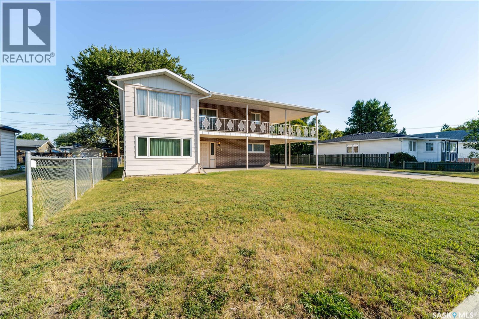 926 Hall STREET - 2