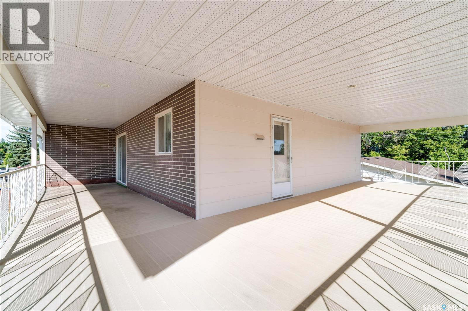 926 Hall STREET - 43