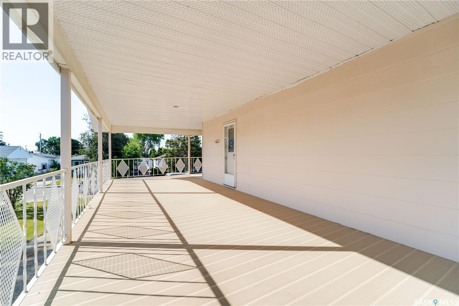 926 Hall STREET - 44