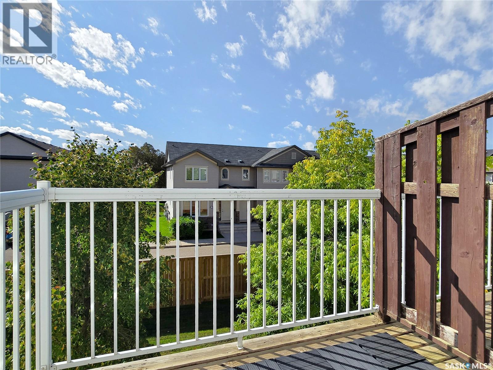 58 135 Pawlychenko LANE, Saskatoon — photo 7