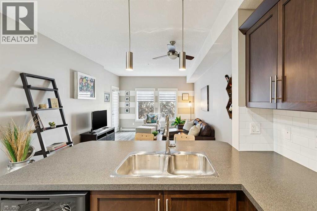 #222 20 Royal Oak Plaza NW - Image 8