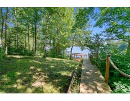 78 Ch. Old Bridge, Otter Lake, QC J0X2P0 Photo 25