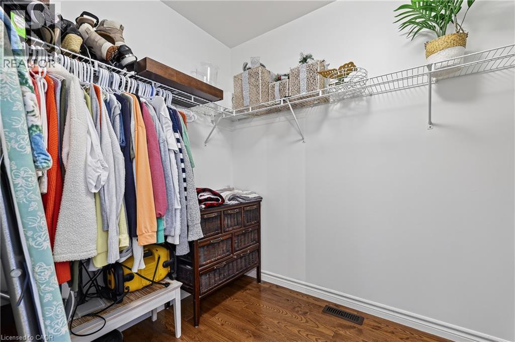 514 Parrott Place — photo 33