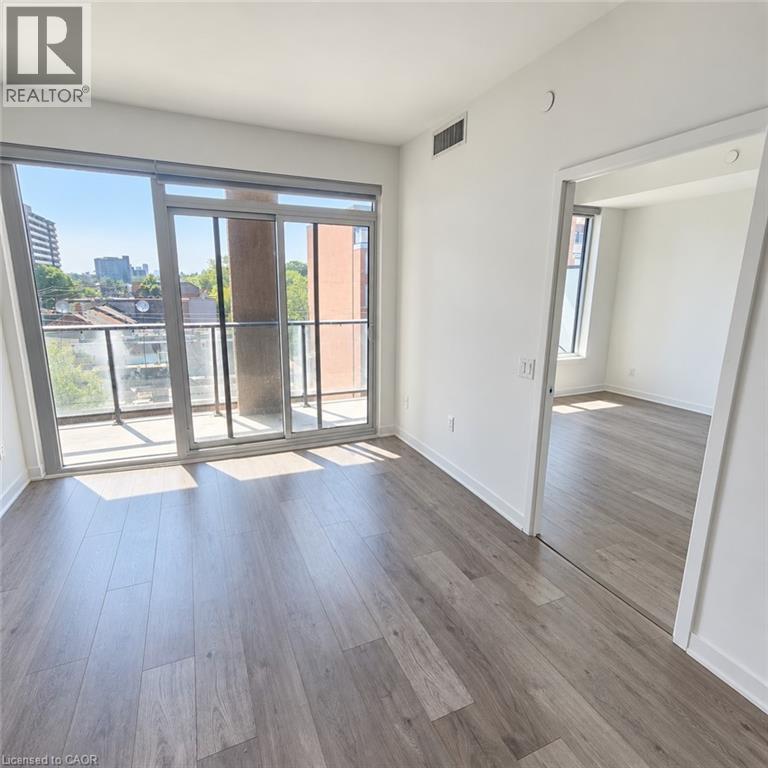 #328 285 DUFFERIN Street - 6