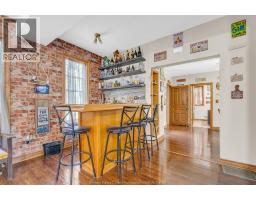 Primary Bedroom - 125 Mersea Rd 5, Leamington, ON N8H3V5 Photo 6