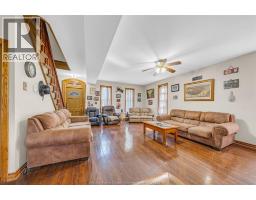 Mud room - 125 Mersea Rd 5, Leamington, ON N8H3V5 Photo 7