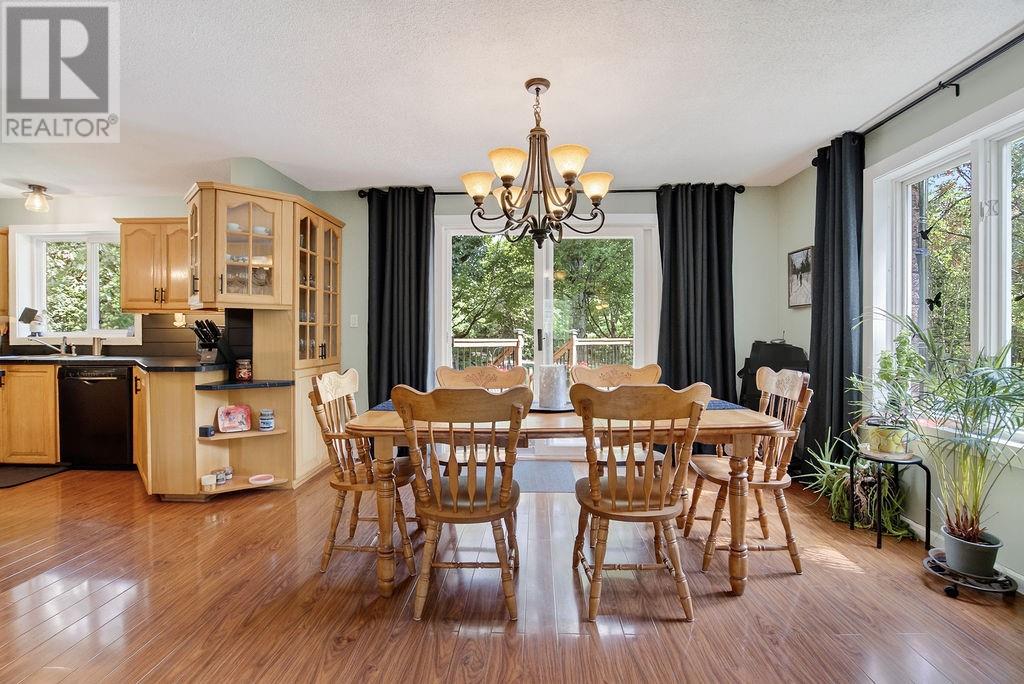 672 Highway 535, Noelville — photo 8