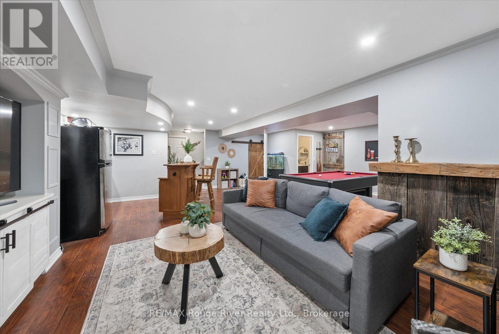 27 BAGNELL CRESCENT - Image 33