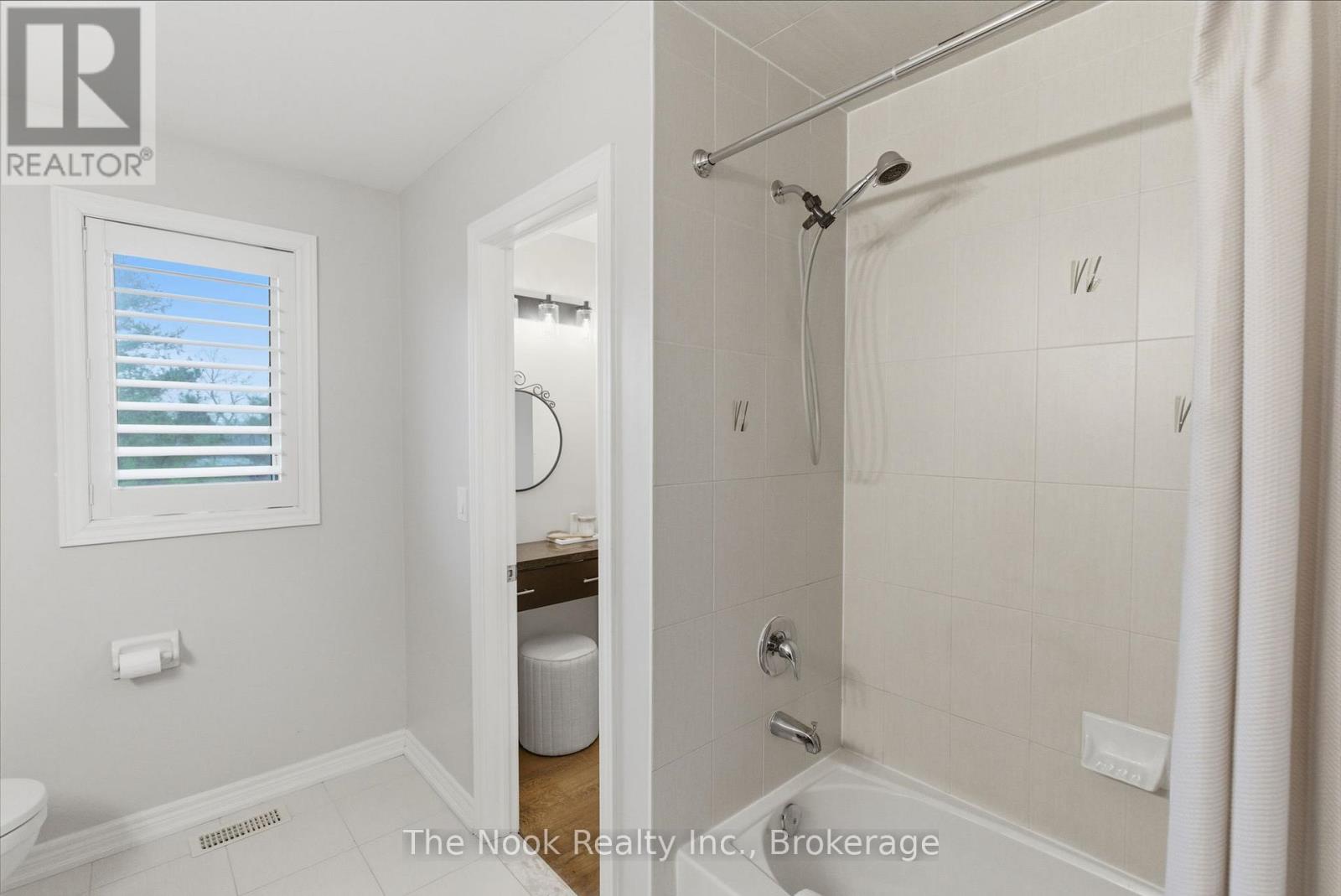 21 ST MAGNUS DRIVE - Image 37