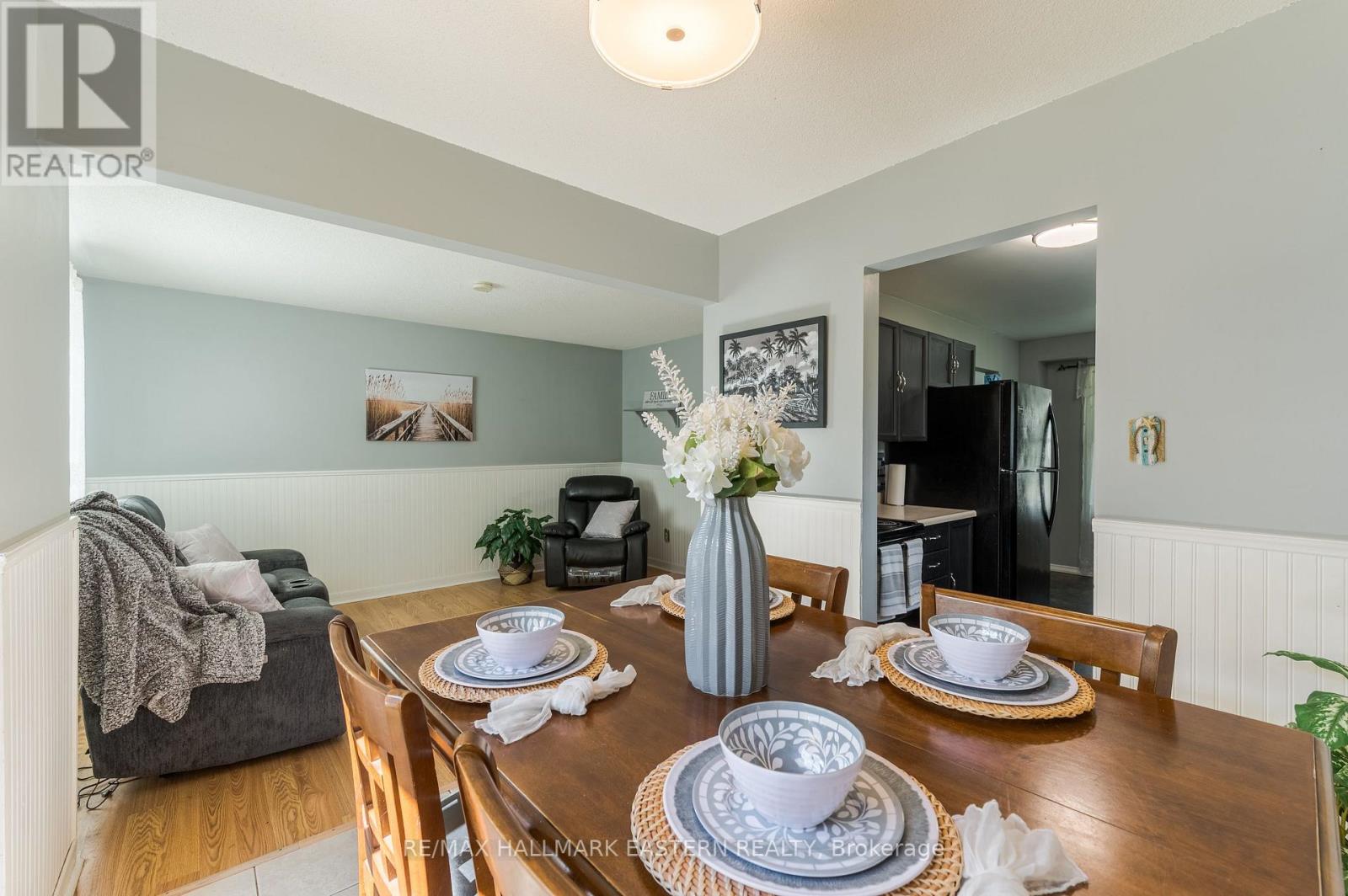 1222 HUNTINGTON CIRCLE - 10