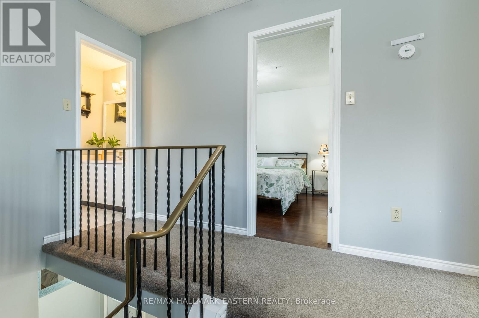 1222 HUNTINGTON CIRCLE - 22