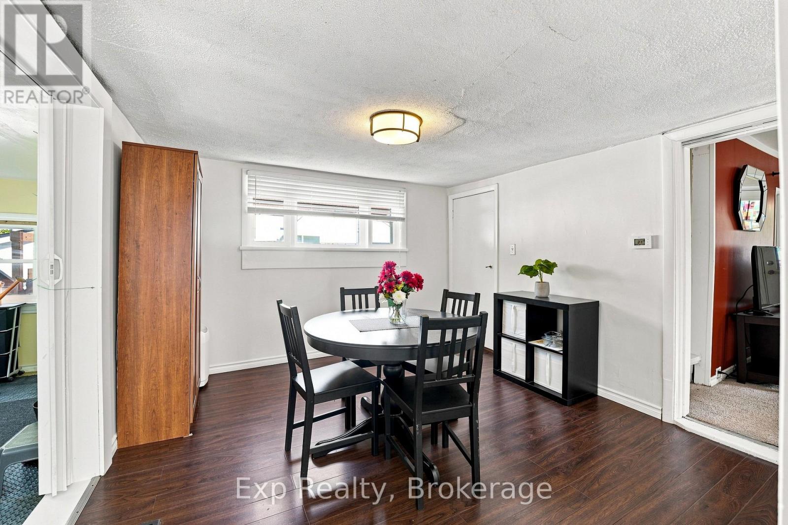 25 BURSTHALL STREET - 13