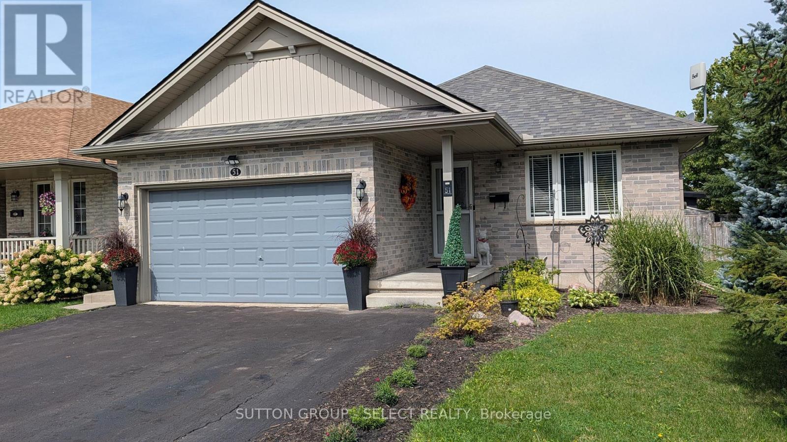 51 GREENWAY BOULEVARD, St. Thomas — photo 1