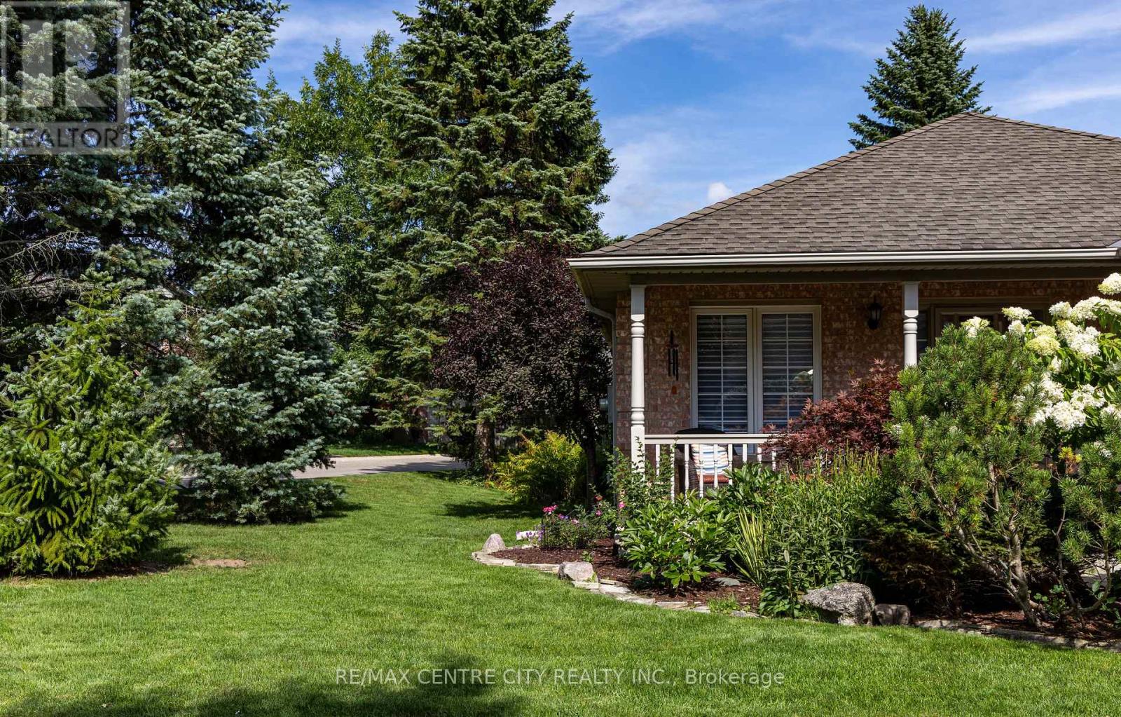 #39 145 NORTH CENTRE ROAD - Image 3