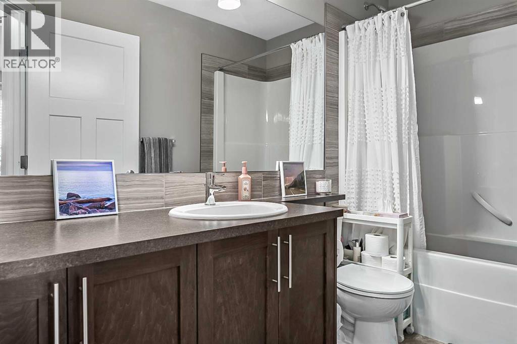 652 Skyview Ranch Grove NE - Image 11