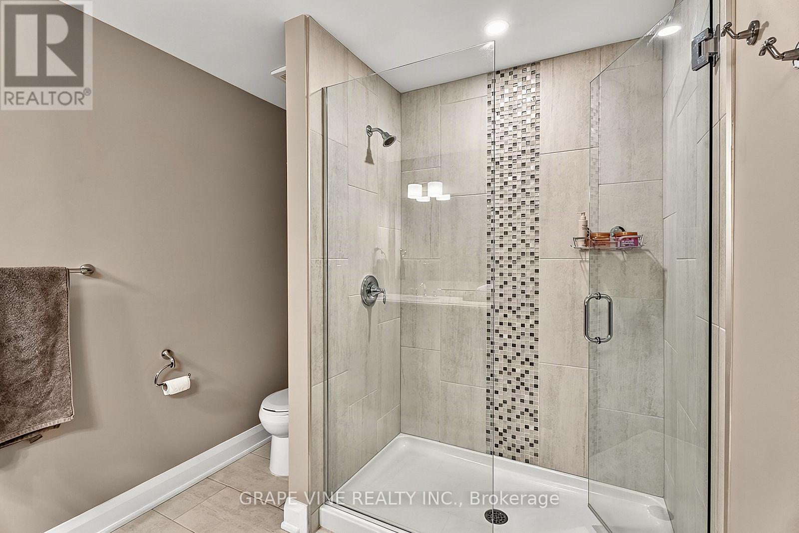 3 Bed, 3 Bath House for Sale in Ottawa – 96 PORTER STREET, Ottawa – MLS# X13771044 - Image 26