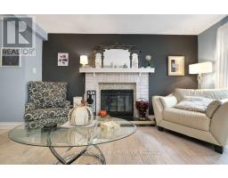 295 Kennedy Lane E, Ottawa, ON K1E3M5 Photo 12