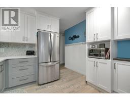 295 Kennedy Lane E, Ottawa, ON K1E3M5 Photo 19