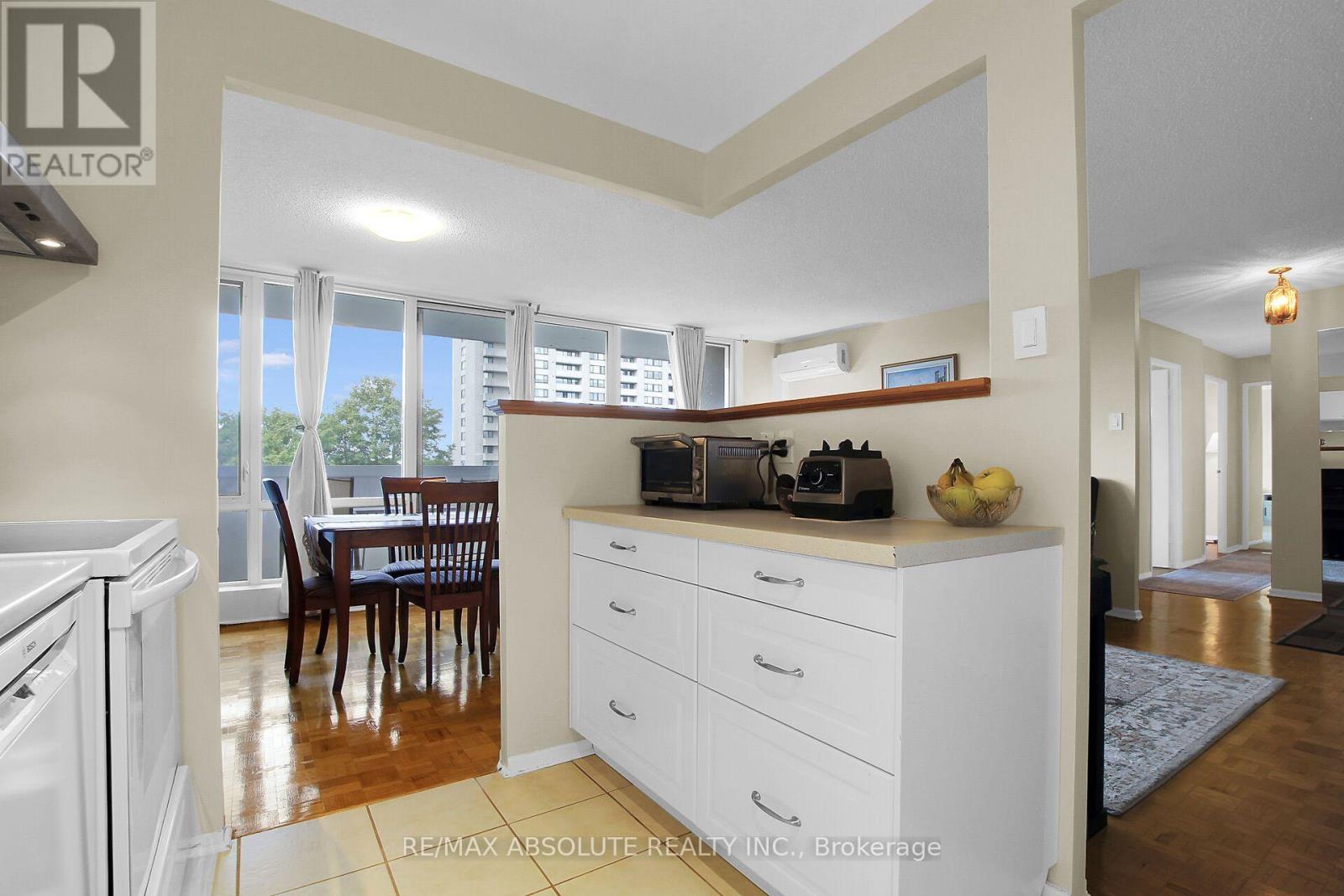 #408 2625 REGINA STREET - 10