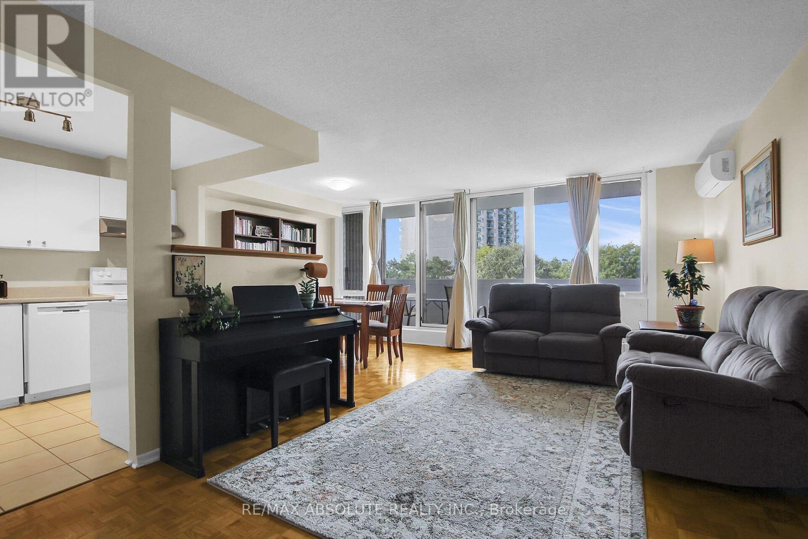 #408 2625 REGINA STREET - 3