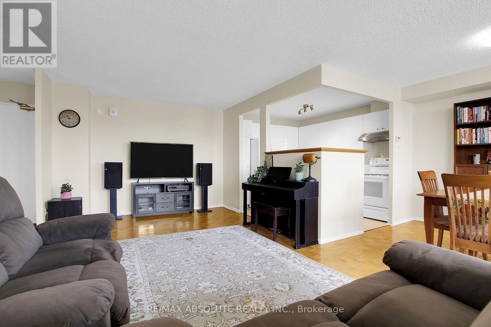 #408 2625 REGINA STREET - 5