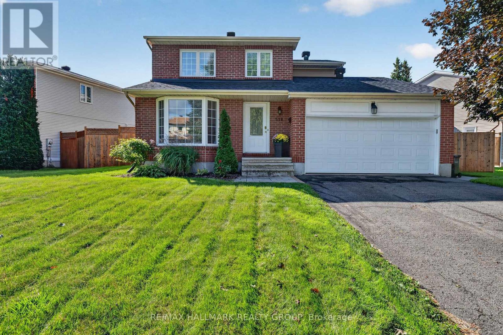 518 DES CONIFERS CRESCENT - 1