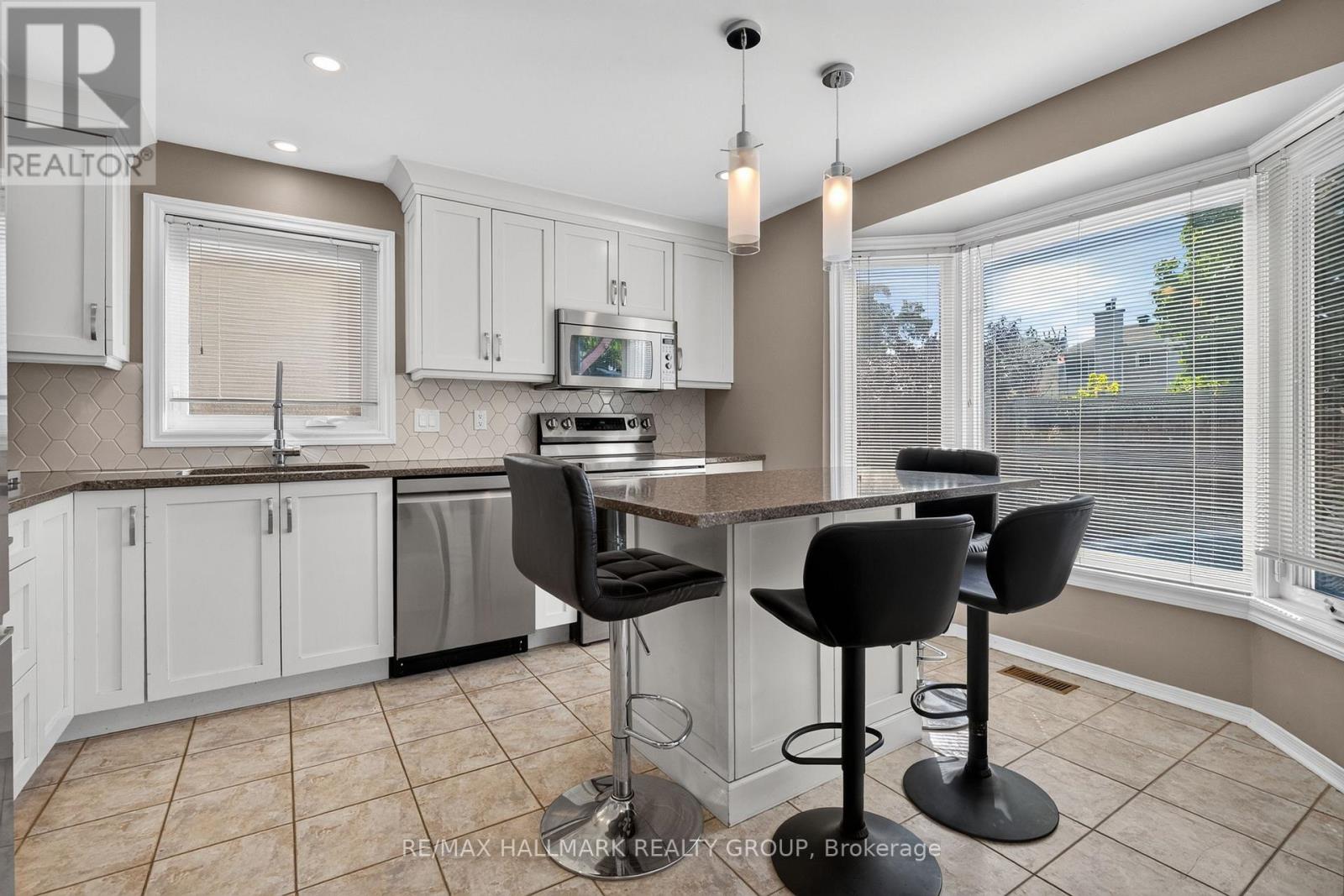 518 DES CONIFERS CRESCENT - 16