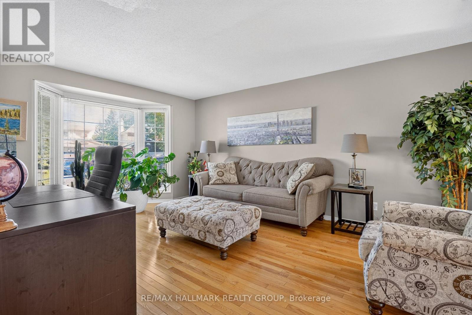 518 DES CONIFERS CRESCENT - 2