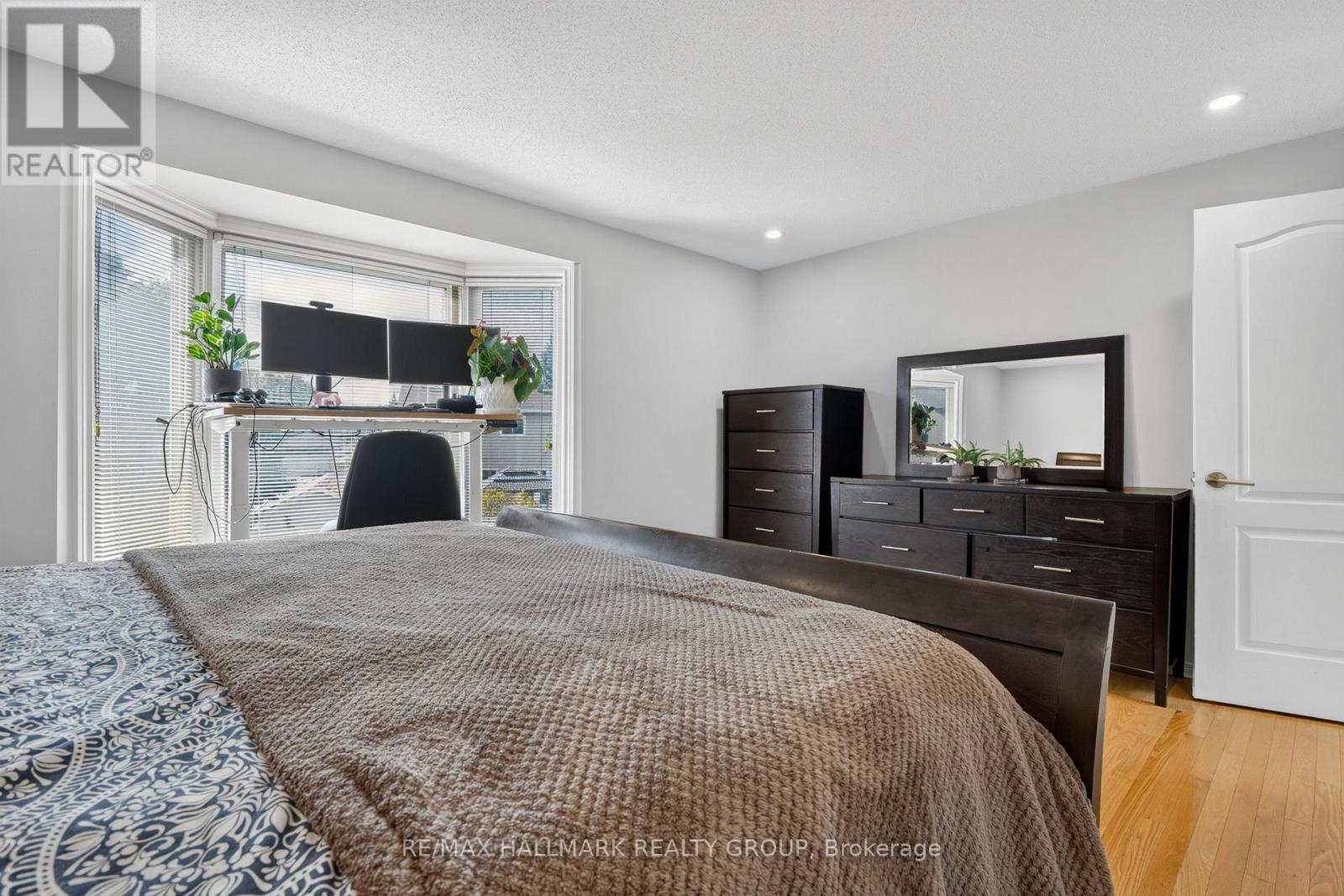 518 DES CONIFERS CRESCENT - 33