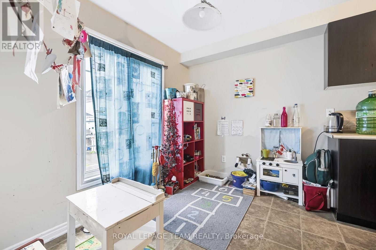 2510 NUTGROVE AVENUE - 8