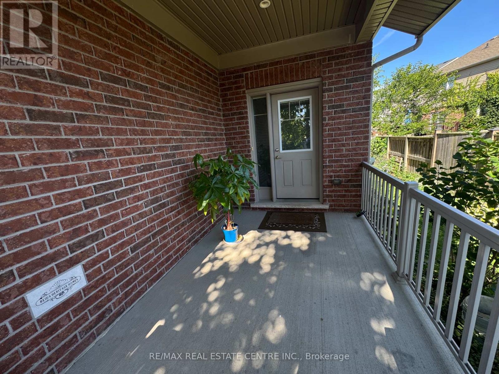32 HODGSON DRIVE, Guelph (Pineridge/Westminster Woods) — photo 2