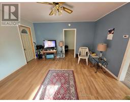 216 Sixth Street, Rainy River, ON P0W1L0 Photo 6