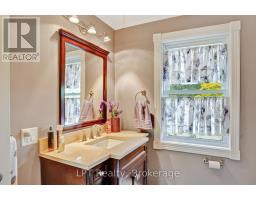 880 16th Street W, Georgian Bluffs, ON N4K6V5 Photo 31