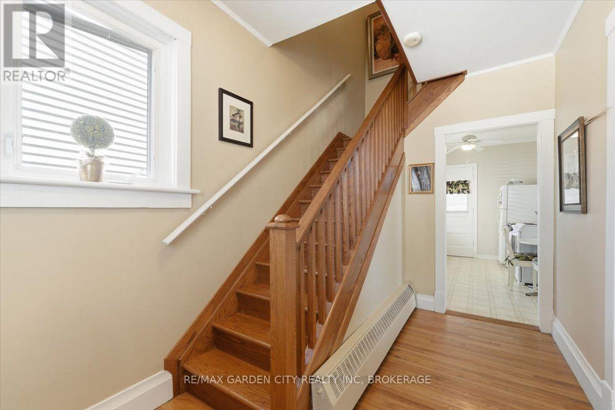 70 LOWELL AVENUE - 14