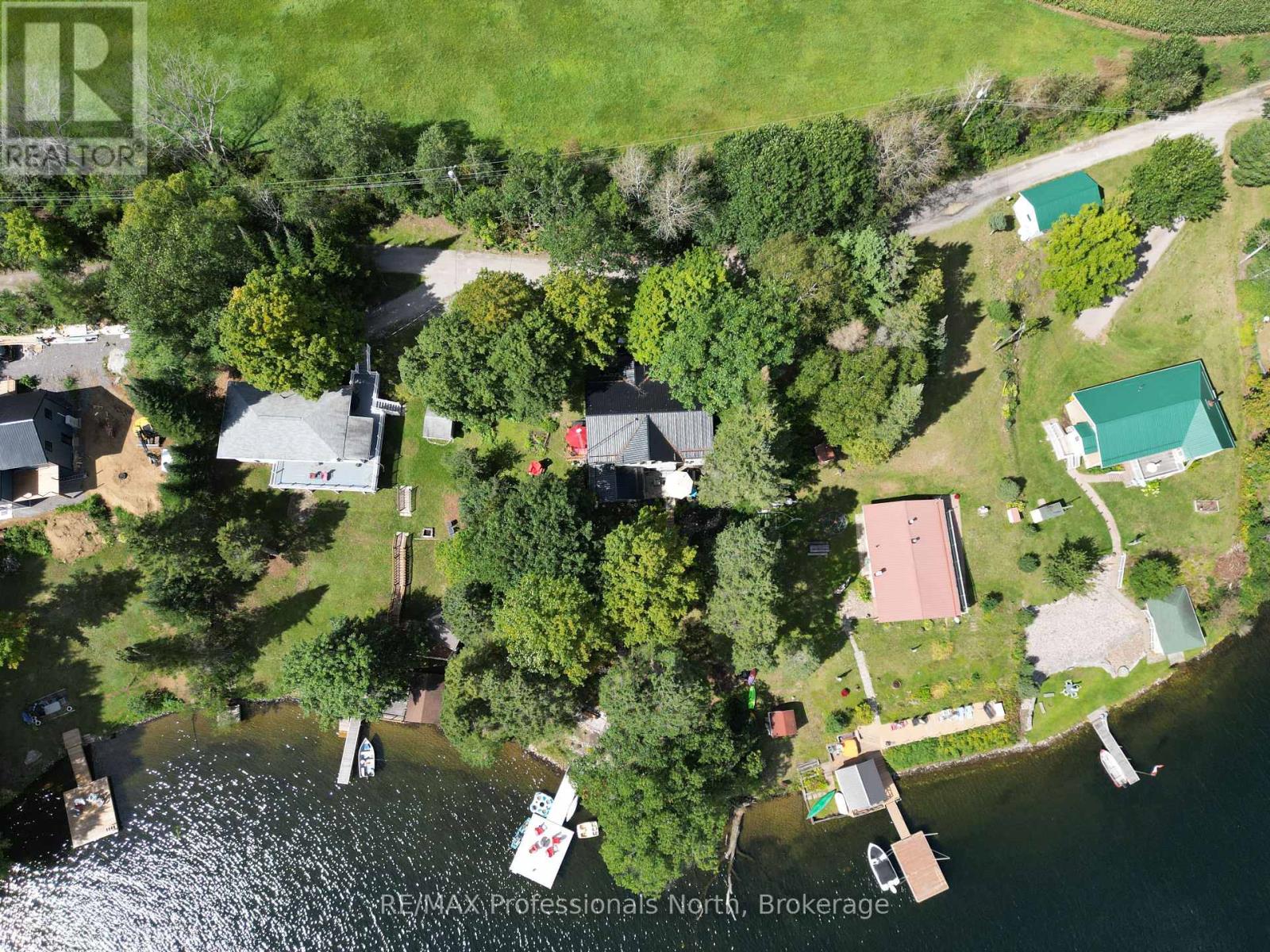 1099 SUMMER LANE - Image 49